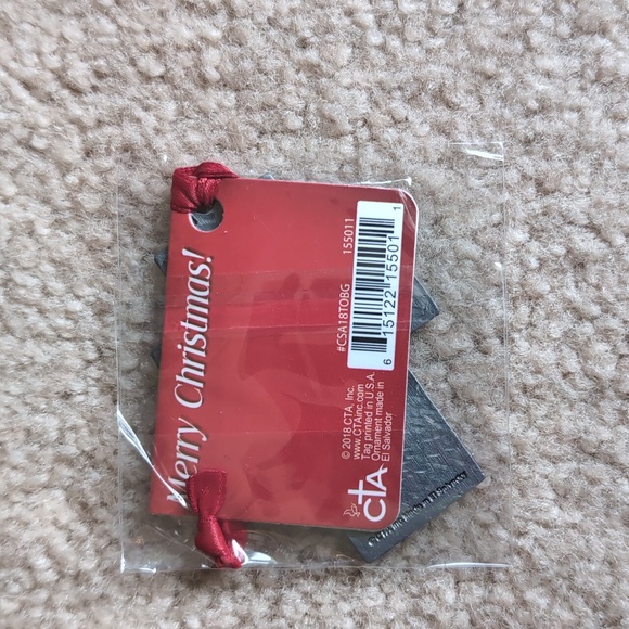 Nativity Scene cross Merry Christmas ornament, in original package - Picture 2 of 5